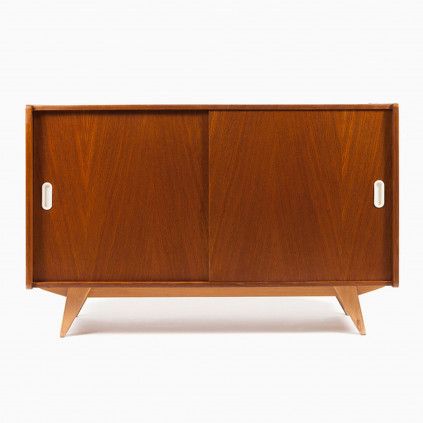Cabinet U-452