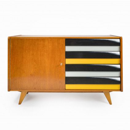 Cabinet U-458